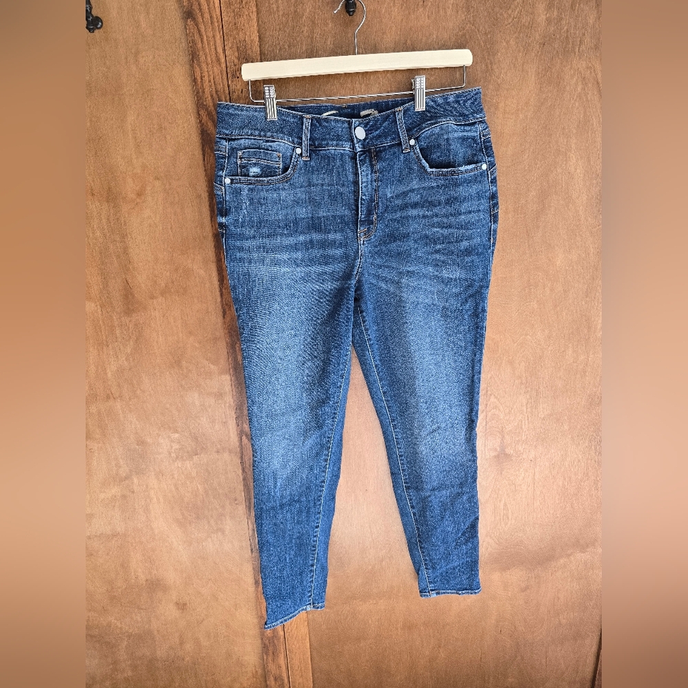 Seven7 Women's Blue Ankle Jeans